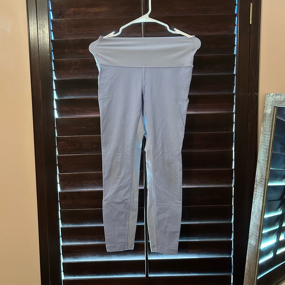 2 tone purple lululemon leggings - Picture 2 of 6